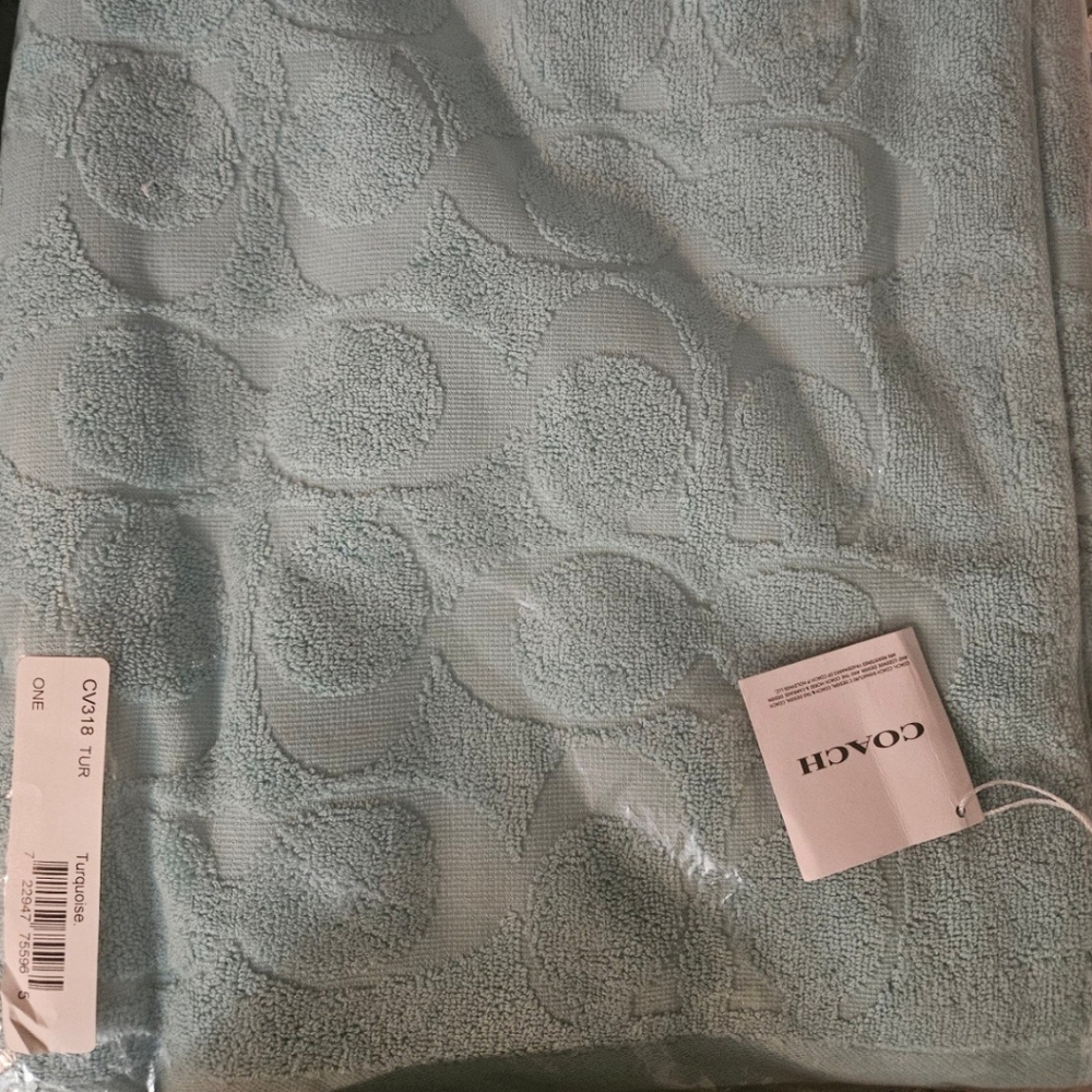 Coach Towel - Picture 2 of 4
